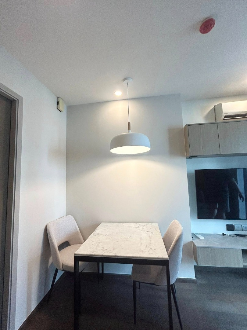 For RentCondoRatchathewi,Phayathai : 🔥For Rent Now🔥 Ideo Q Siam-Rajthewi. Spacious room with unobstructed view, fully furnished, ready to move in. Near BTS Rajthewi station.