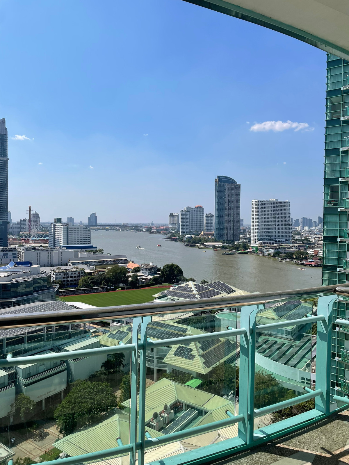 For RentCondoSathorn, Narathiwat : Condo for rent, Chatrium Riverside, near Shrewsbury International School, beautiful room, Chao Phraya River view. Ready to move in