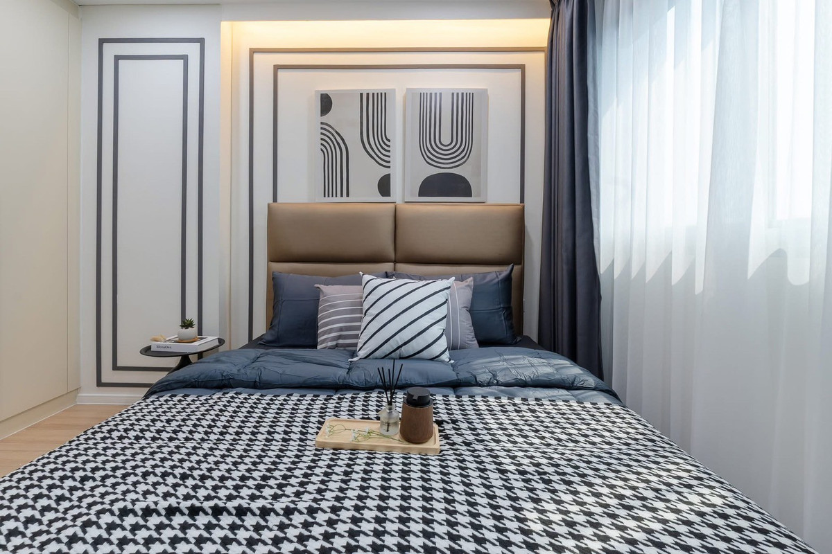 For SaleCondoChaengwatana, Muangthong : Newly decorated room #Chaengwattana 𝟭𝟬 #Condo for sale || 💵 Installments only 𝟲,𝙭𝙭𝙭 ✈️ near #Don Mueang Airport ✨ 🚇 𝟱 minutes #red line train Laksi