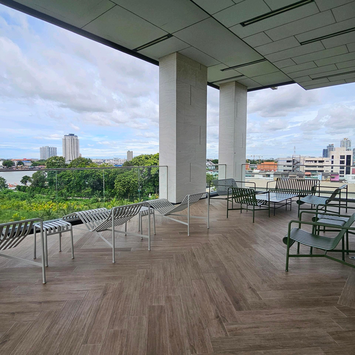 CondoRama3 (Riverside),Satupadit : RAMA 3 : The Key (River view)