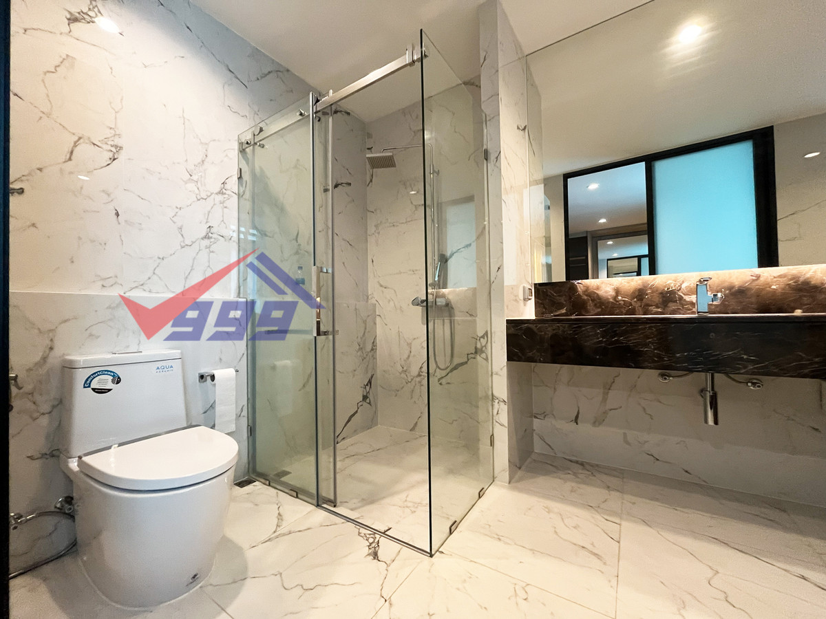 For RentHousePattanakan, Srinakarin : Townhome for rent, 3 bedrooms, srinakarin rama 9 area.