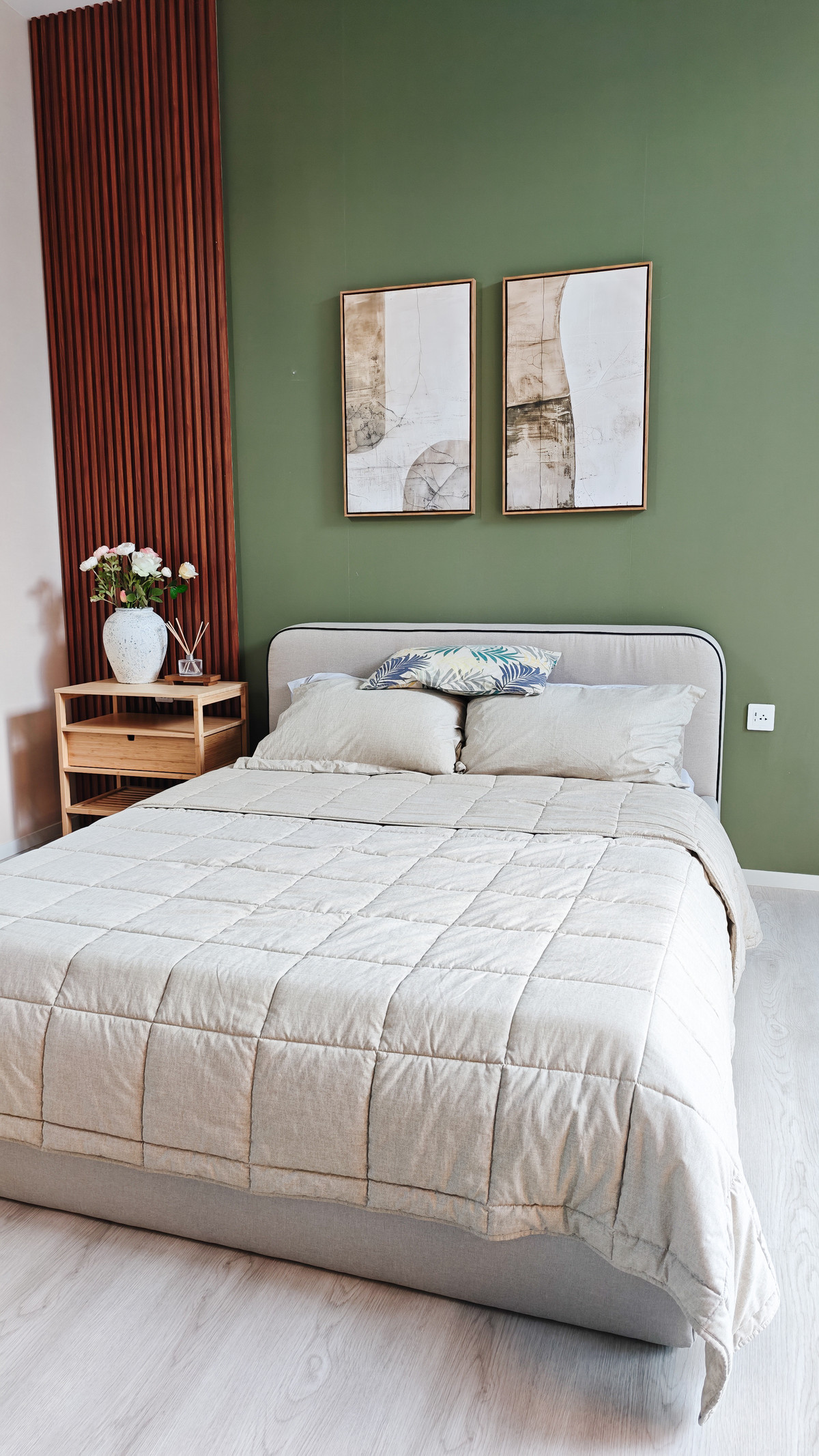 For RentHousePattanakan, Srinakarin : For Rent Vive Krungthep Kreetha 4 Bedrooms