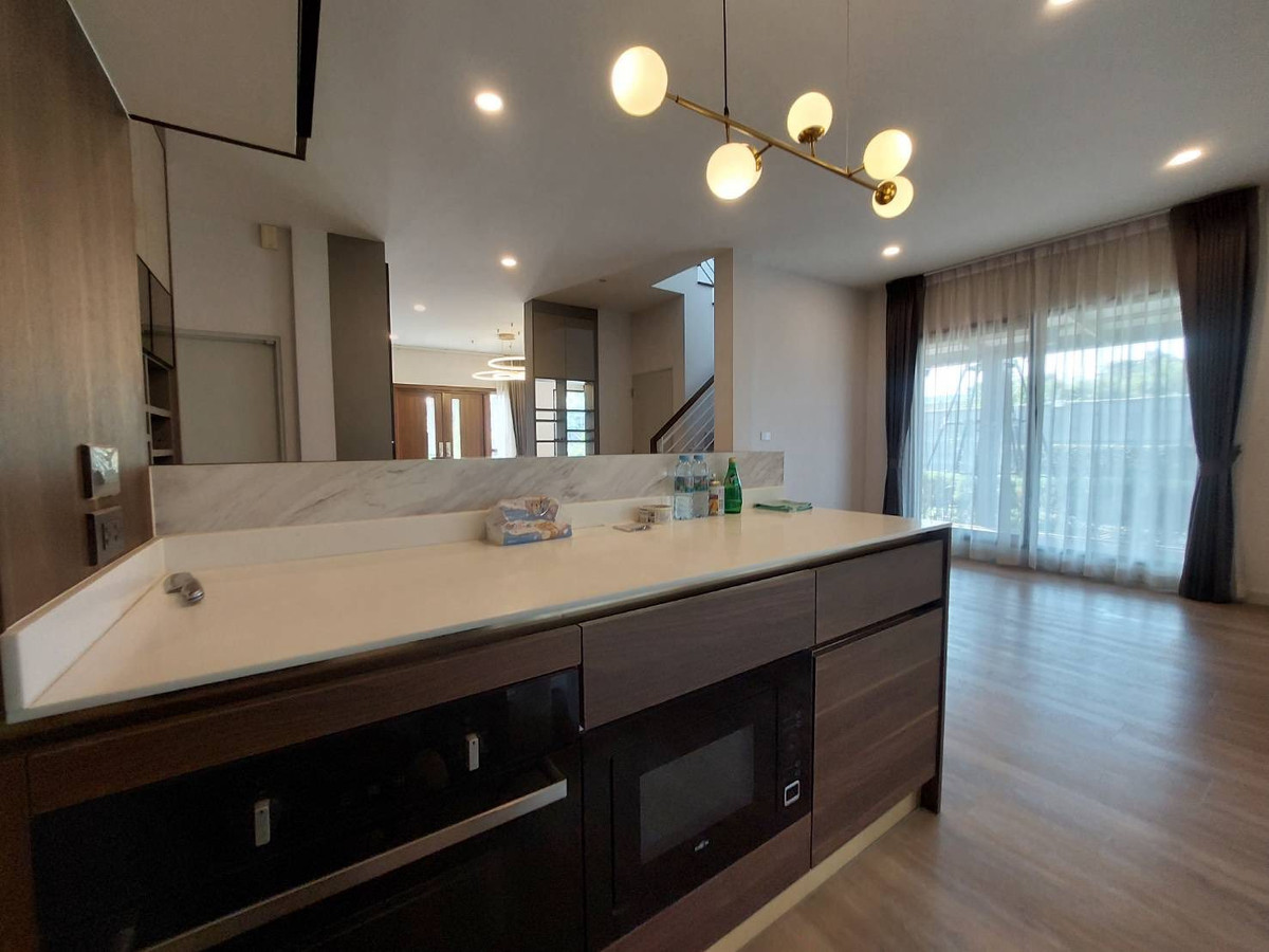 For SaleHousePhutthamonthon, Salaya : The City Boromratchachonnani - Thawi Watthana / 4 Bedrooms (FOR SALE) AOM059