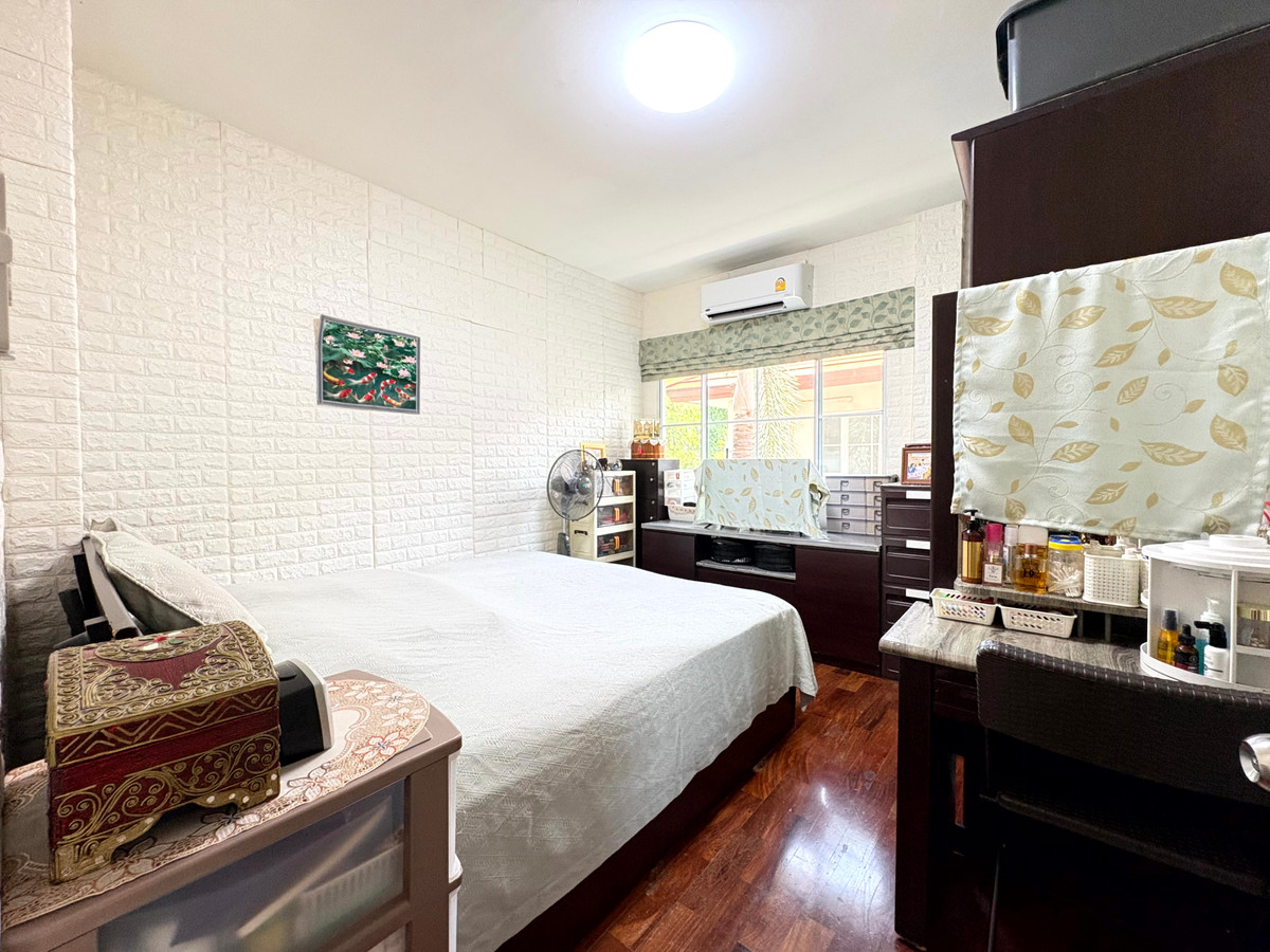 For SaleHouseSamut Prakan,Samrong : The ultimate in relaxation | Nantawan Srinakarin, corner detached house Quality projects from Land & Houses