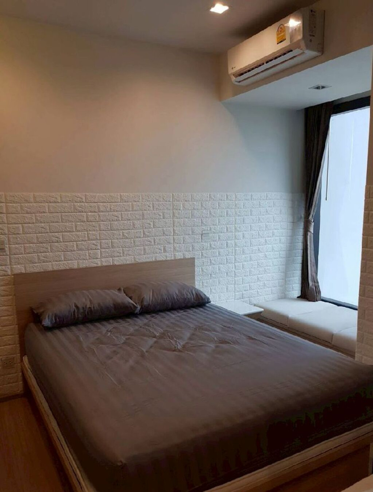 ให้เช่าคอนโดสะพานควาย จตุจักร : ให้เช่า เอ็ม จตุจักร เลขที่ 888/321 (อนุญาตให้เลี้ยงสัตว์ได้) (พร้อมเข้าอยู่ 1/4/69)