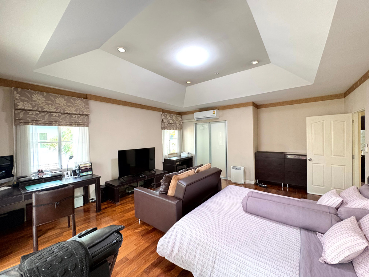 For SaleHouseSamut Prakan,Samrong : The ultimate in relaxation | Nantawan Srinakarin, corner detached house Quality projects from Land & Houses