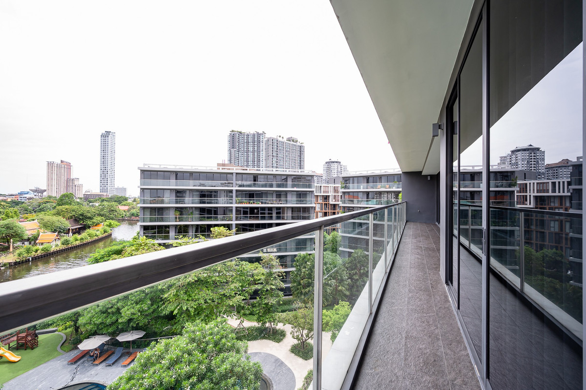 For SaleCondoOnnut, Udomsuk : Condo for sale Park Court Sukhumvit 77 price 39,900,000 baht [JZs260206]