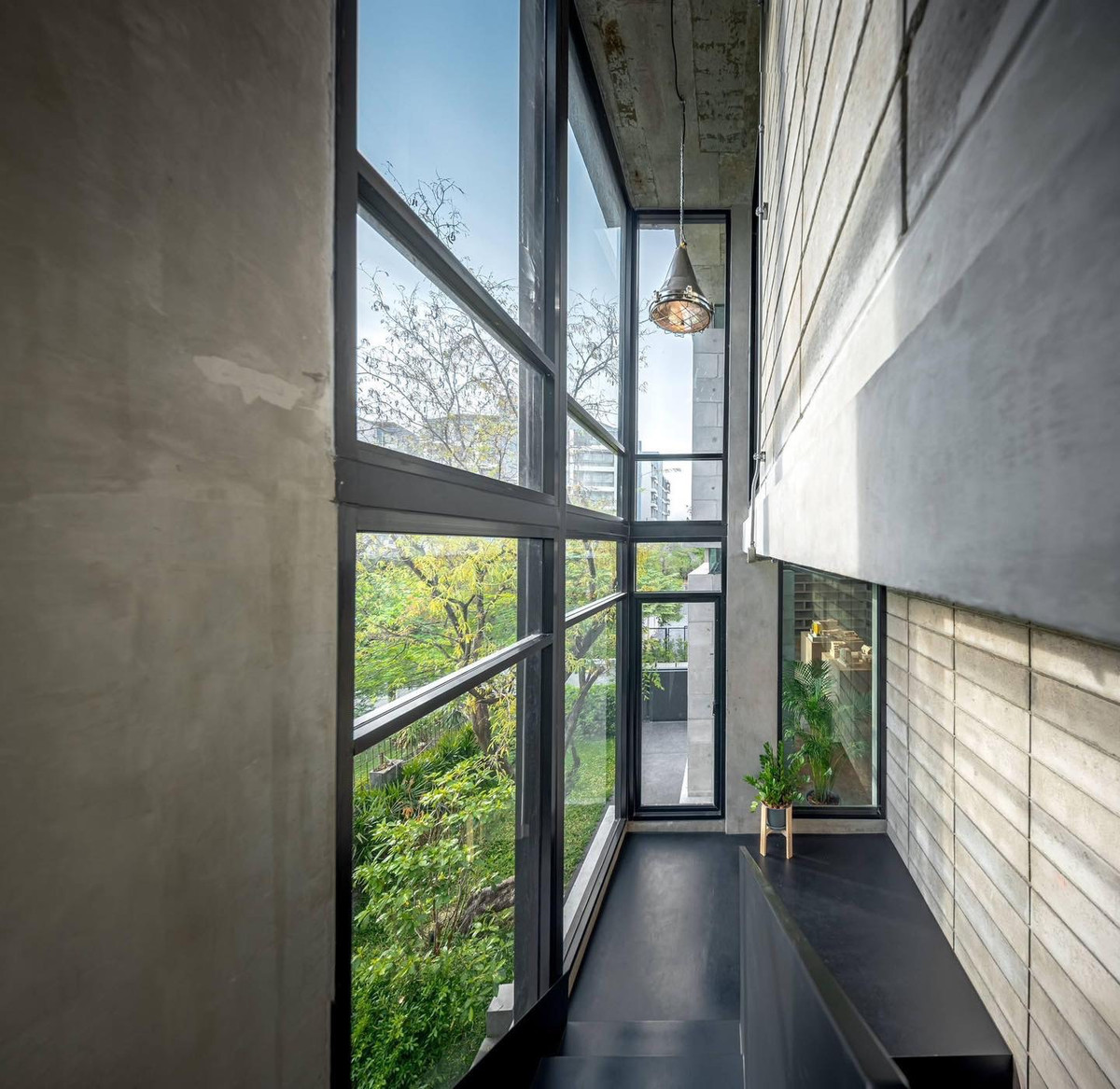 For SaleHome OfficeRatchadapisek, Huaikwang, Suttisan : Office Soi Lat Phrao 23 / 4 Bedrooms (For Sale), Office Soi Lat Phrao 23 / 4 Bedrooms (FOR SALE) TPM306