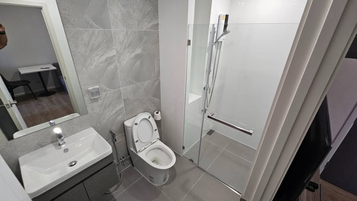 For RentCondoRamkhamhaeng, Hua Mak : 🔥 For rent Modiz Rhyme Ramkhamhaeng 🔥 📍 Best location! Opposite Ramkhamhaeng University 🎓