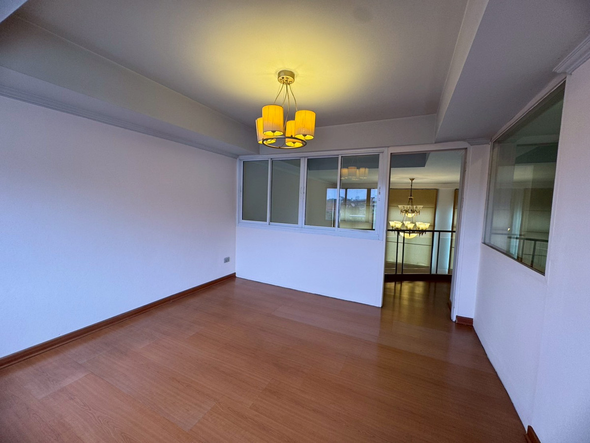 ขายโฮมออฟฟิศเลียบทางด่วนรามอินทรา : ขายโฮมออฟฟิศ 4.5 ชั้น ซอยประดิษฐ์มนูธรรม 9 เหมาะกับการลงทุนอยู่อาศัย (N.1993)