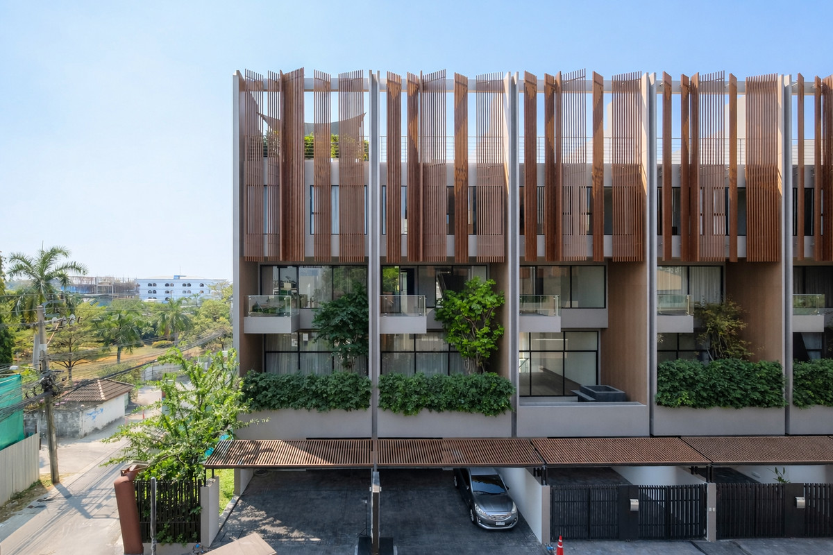 ให้เช่าทาวน์โฮมบางนา แบริ่ง ลาซาล : ให้เช่า ทาวน์โฮมหรู 4 ชั้น📍The Park Lane Sukhumvit - Bearing ยูนิตน้อย เป็นส่วนตัว | ใกล้ BTS แบริ่ง 1.9 km. | ใกล้ Berkeley International 