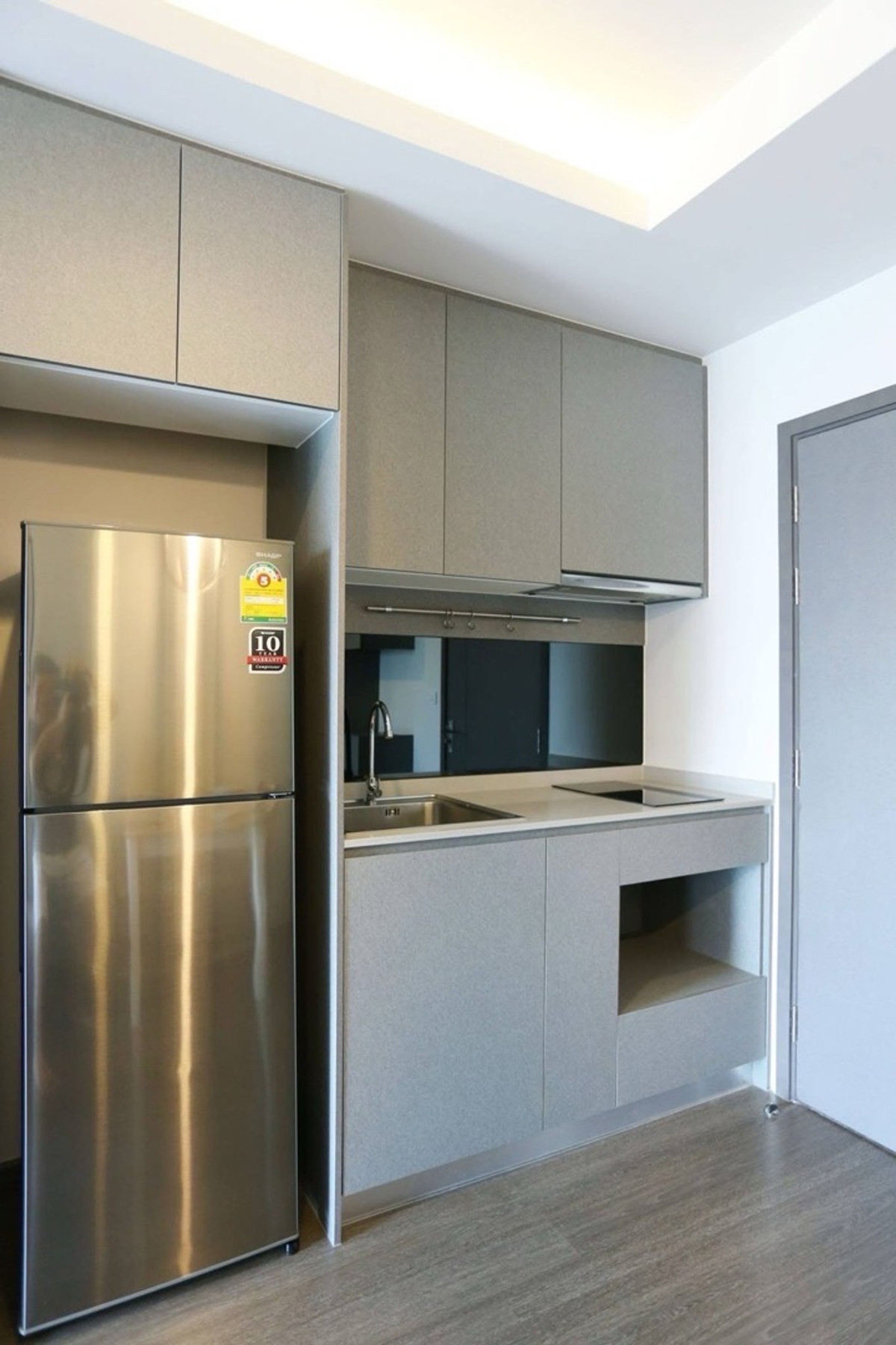 For RentCondoOnnut, Udomsuk : For rent IDEO S93, luxury condo in Bang Chak area, next to BTS Bang Chak, 11th floor, city view, 35 sq m, beautifully decorated, electrical appliances and complete furniture. Ready to move in, price 20,000 baht.
