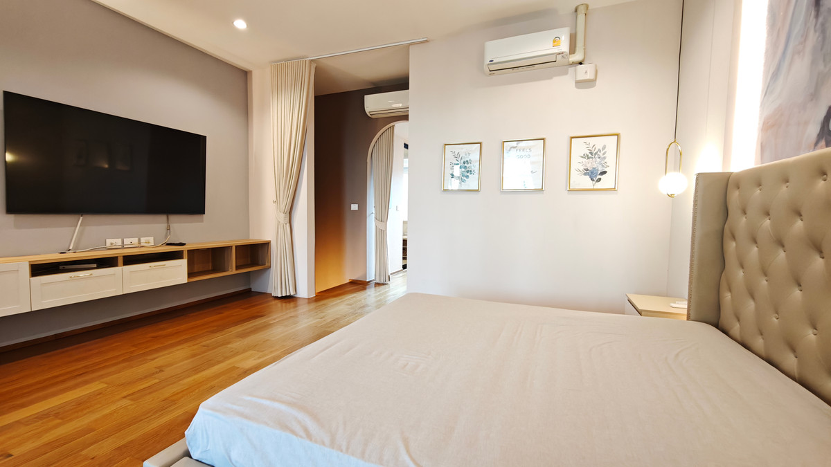 For RentHousePattanakan, Srinakarin : Townhome for rent, 3bedrooms Nirvana Define Srinakarin-Rama 9