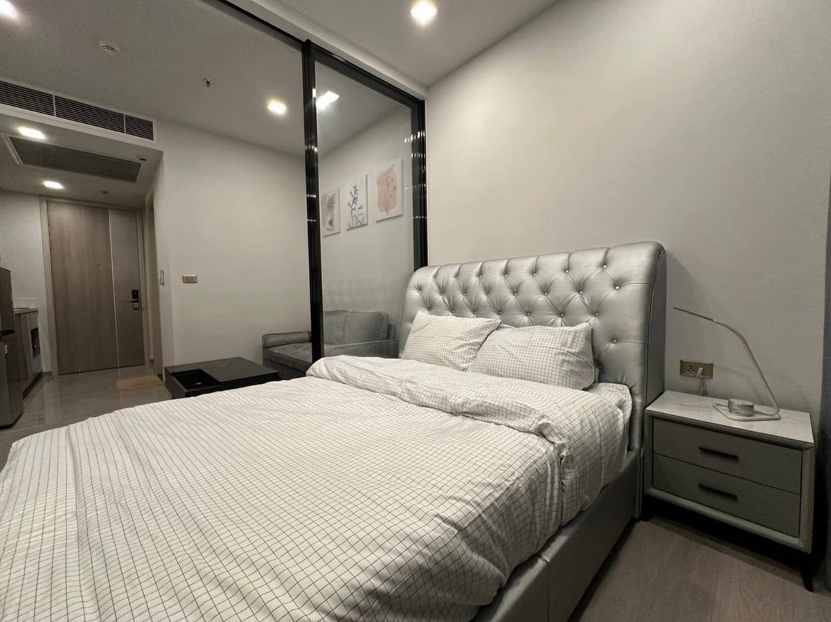 For RentCondoRama9, Petchburi, RCA : Condo for rent One nine five near MRT Rama 9