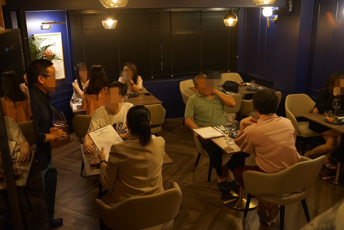 เซ้งร้านค้า/ตลาดนัดสยาม จุฬา สามย่าน : เซ้งร้านหรู Wine Bar  ใจกลางเมือง ถนนวิทยุ  ใกล้ All Seasons Place  GPF ใกล้โรงแรม Conrad