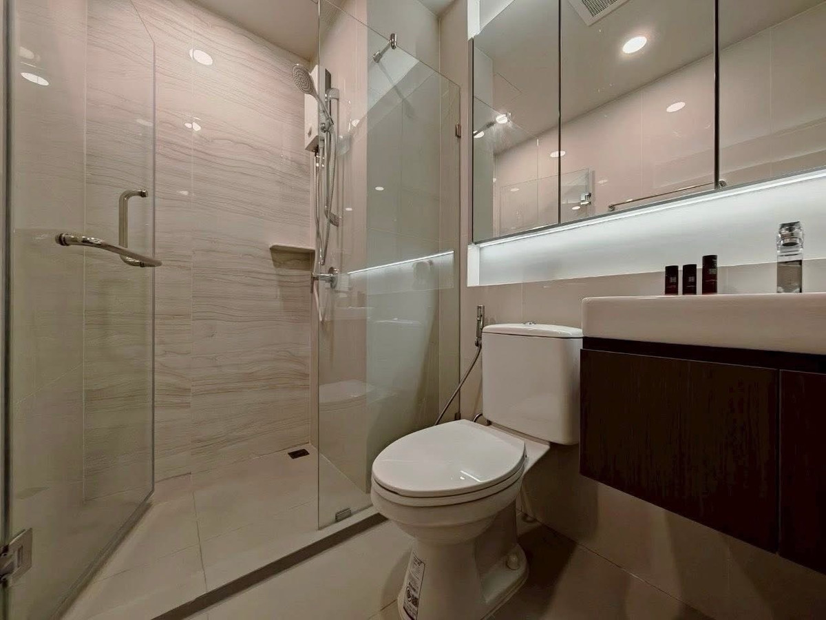 For RentCondoOnnut, Udomsuk : For rent: Aspire Onnut Station, 19th floor, price 18,000 baht, size 27 sq m, next to BTS On Nut 200 meters 🚝 near Lotus Sukhumvit 50.