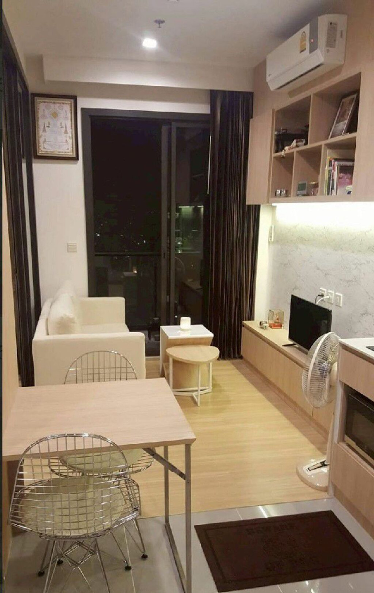 ให้เช่าคอนโดสะพานควาย จตุจักร : ให้เช่า เอ็ม จตุจักร เลขที่ 888/321 (อนุญาตให้เลี้ยงสัตว์ได้) (พร้อมเข้าอยู่ 1/4/69)