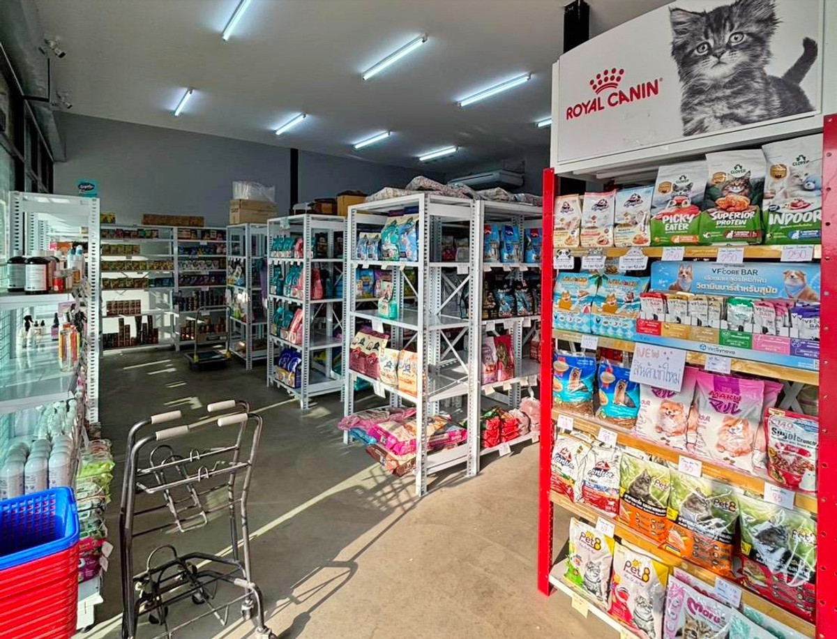 เซ้งร้านค้า/ตลาดนัดพระราม 9 เพชรบุรีตัดใหม่ RCA : เซ้งถูกๆ ร้านอาหารสัตว์-ขนาดใหญ่ ซอยไทยรามัญ คลองสามวา ใกล้ รร.นวมินทราชินูทิศ และหมู่บ้านเยอะมาก