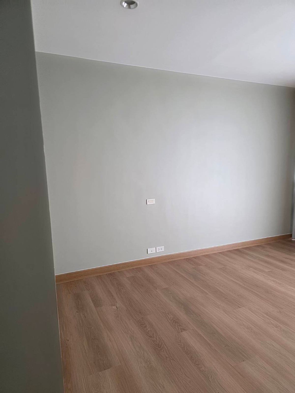 ให้เช่าคอนโดลาดพร้าว เซ็นทรัลลาดพร้าว : The Issara Ladprao |  เช่า 12,000 ห้องเปล่า วิวโล่ง   📞 Line:@pukkhome (with @ )