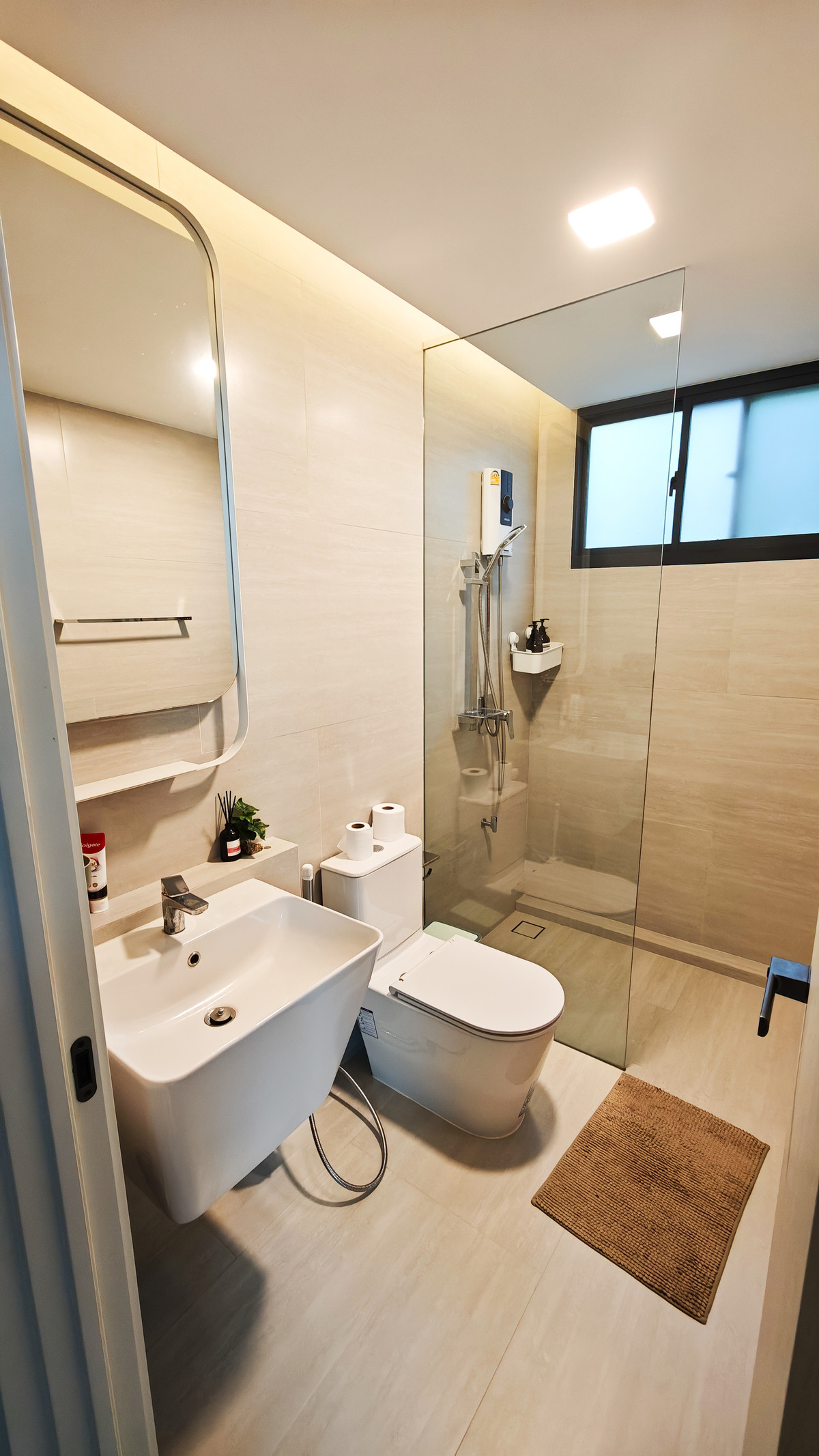 For RentHousePattanakan, Srinakarin : For Rent Vive Krungthep Kreetha 4 Bedrooms