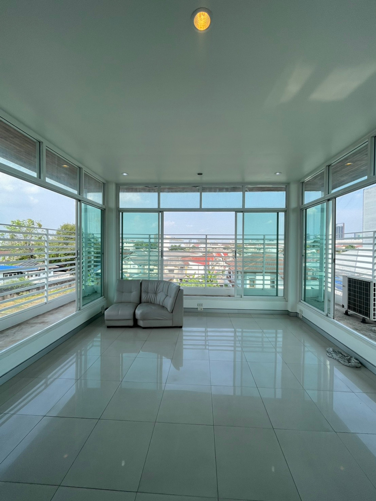 ให้เช่าโฮมออฟฟิศบางซื่อ วงศ์สว่าง เตาปูน : 🔥ให้เช่า อาคารสำนักงาน 4 ชั้นใกล้ทางด่วน เดินทางสะดวก รองรับพนักงาน 15-20 ท่าน | 240 ตร.ม. | ประชานิเวศน์ | ใกล้สถานีวัดเสมียนนารี | สำนักงานครบเฟอร์นิเจอร์ | พร้อมเข้าใช้งาน