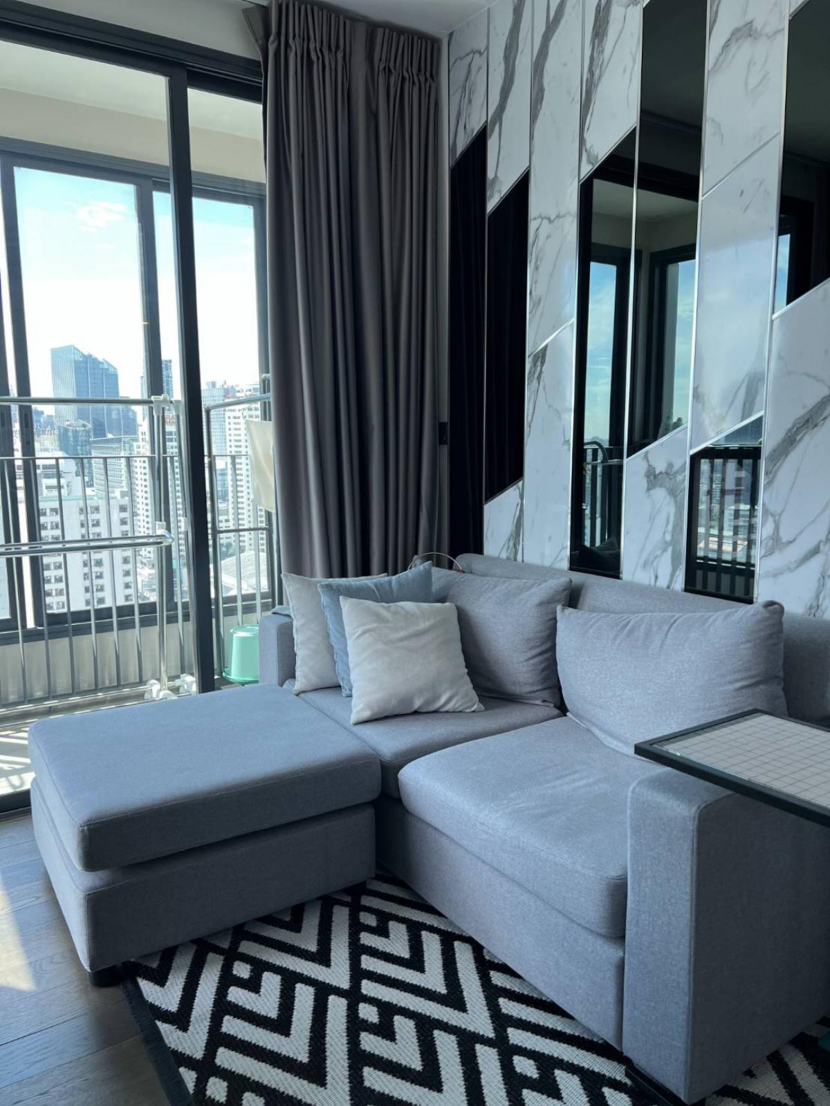 ขายคอนโดราชเทวี พญาไท : 07/03/2026, รวมค่าโอนคอนโดหรู 2 ห้องนอน ใจกลางราชเทวี ใกล้ BTS เพียง 390 ม. 
วิวสวย Sky Pool 360° พร้อมสิ่งอำนวยความสะดวกครบครัน!