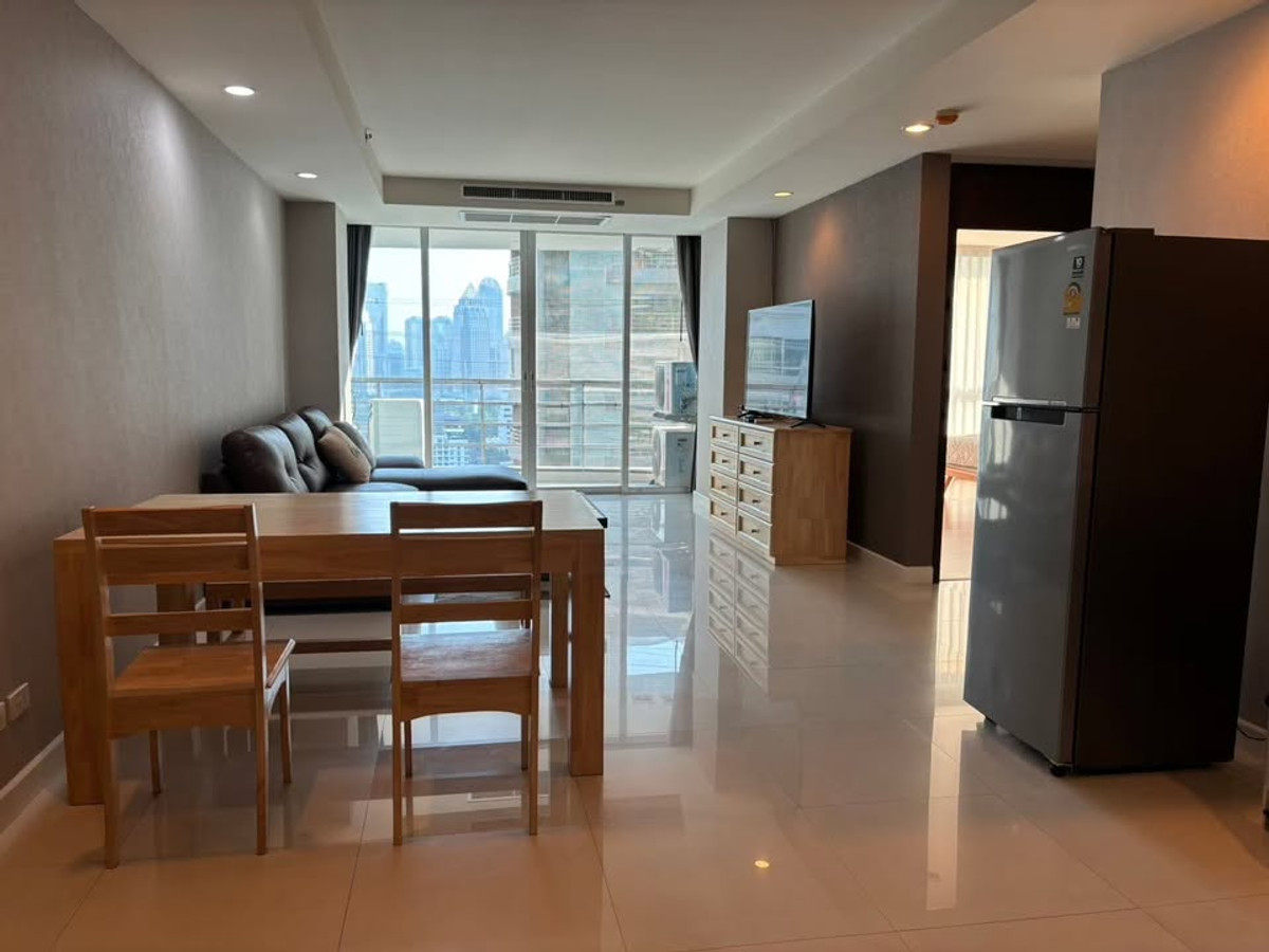 For RentCondoWitthayu, Chidlom, Langsuan, Ploenchit : RC021626 Condo for Rent/Sale at THE RAJDAMRI 80 meter from BTS Ratchadamri