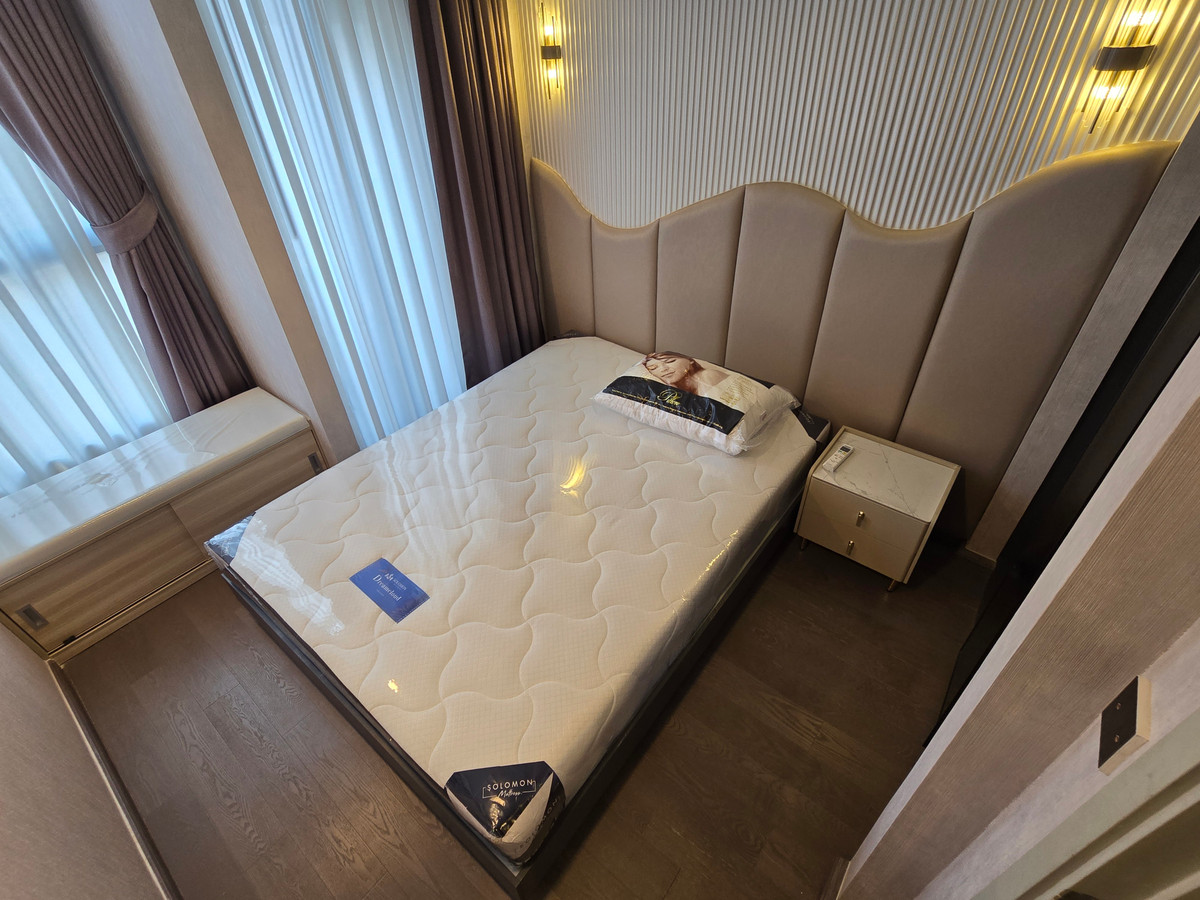 For SaleCondoSiam Paragon ,Chulalongkorn,Samyan : Park Origin Chula Samyan【𝐒𝐄𝐋𝐋】🔥Premium, coordinated look with impeccable details; instantly enhances your image!🔥  Contact Line ID: @hacondo