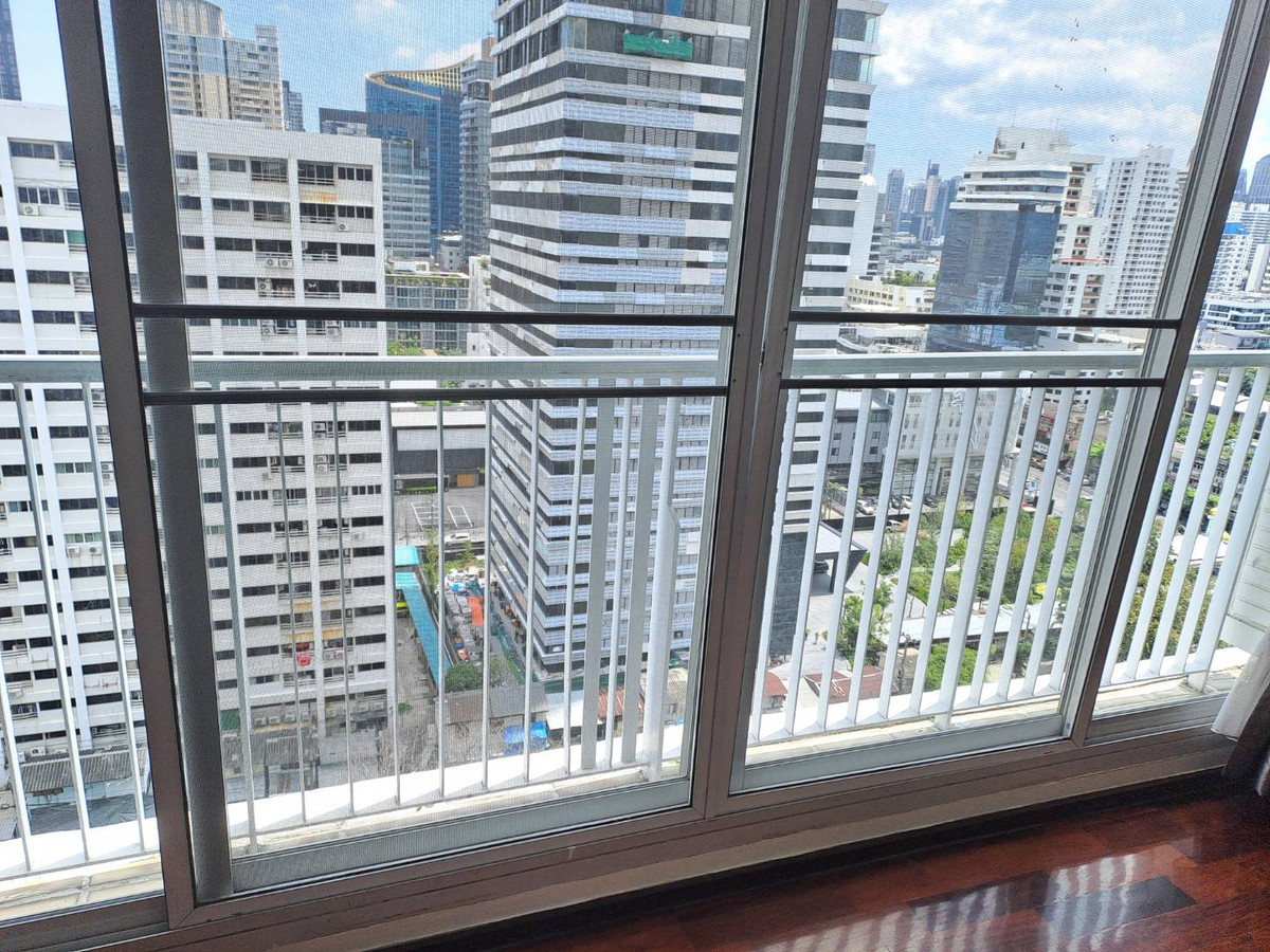 For SaleCondoSukhumvit, Asoke, Thonglor : Noble Ora Thonglor / Spacious in the heart of Thonglor / 2 bed 140 sq.m.Tel. 0937890899