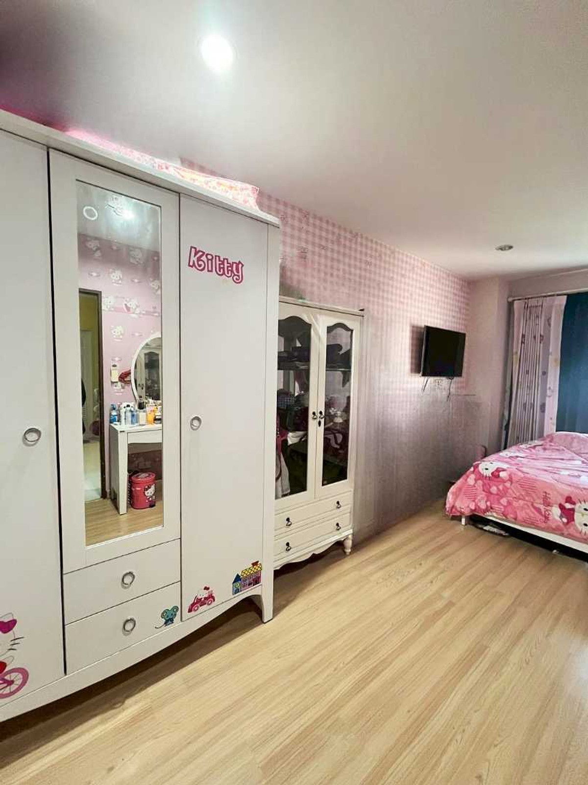 คอนโดโชคชัย4 ลาดพร้าว71 : ขาย Lucas Garden Family House คอนโดมิเนียม ขนาดห้อง 56.28 ตร.ม. ซอยนาคนิวาส 7 แขวงลาดพร้าว เขตลาดพร้าว กรุงเทพมหานคร  ราคา 2,990,000 บาท