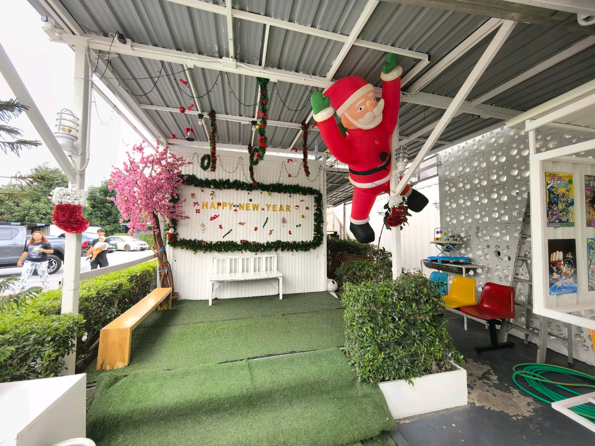 For RentRetail SpacePinklao, Charansanitwong : ✨ Shop space / cafe / restaurant / studio for rent 📐 230 sq m. | 2 floors, near Thonburi Fresh Market.