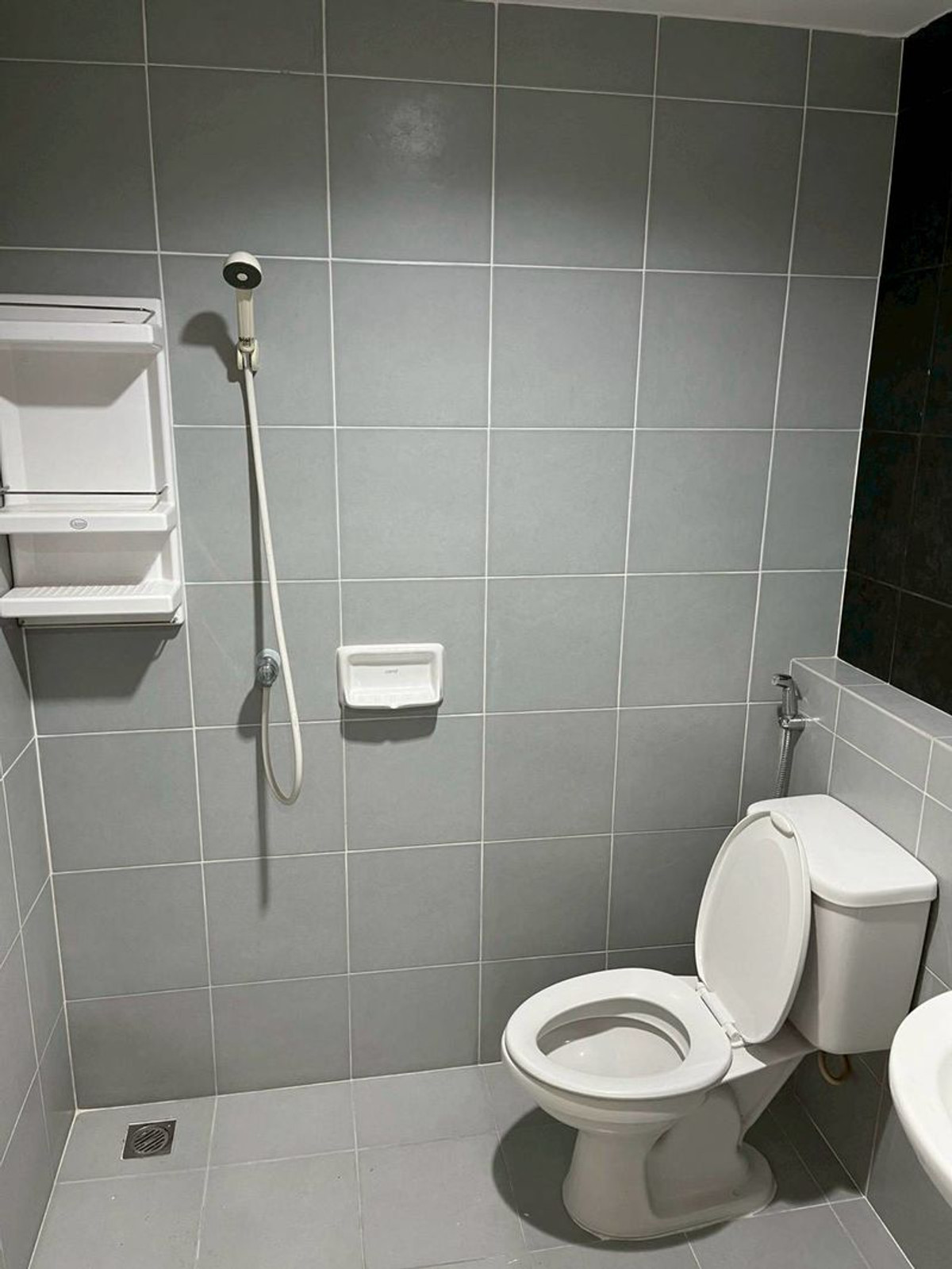 For SaleTownhomePathum Thani,Rangsit, Thammasat : 2-story townhome for sale, corner unit, I-Design, Lam Luk Ka, Khlong 3, area 42.6 sq m, 3 bedrooms, 4 parking spaces, near BTS Khu Khot, Lam Luk Ka, Pathum Thani.