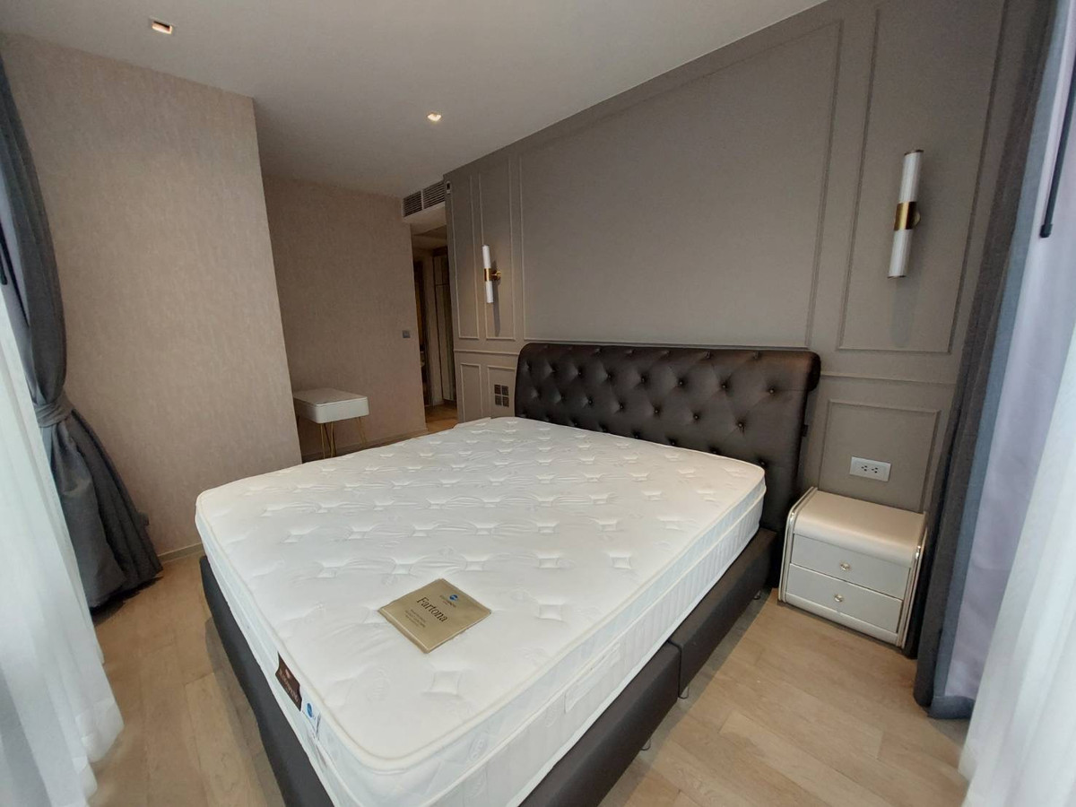 For SaleCondoSilom, Saladaeng, Bangrak : Ashton Silom / Ready to move near BTS Chong Nonsi / 2 bed 75 sq.m.Tel. 0937890899