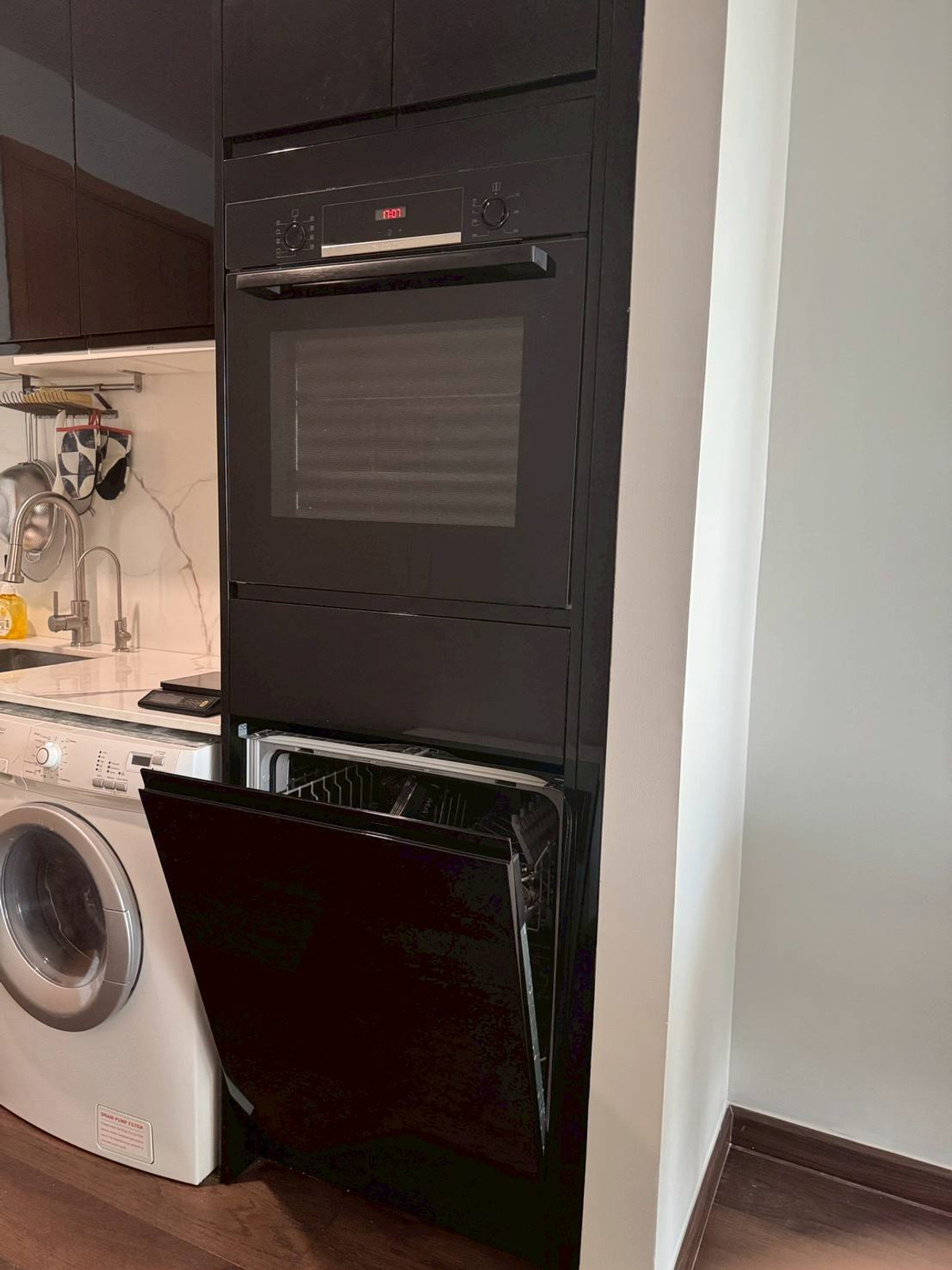 For SaleCondoRama9, Petchburi, RCA : 🏠✨ Circle Condominium | 1-Bedroom Condo for Sale (HBH-SI-10)