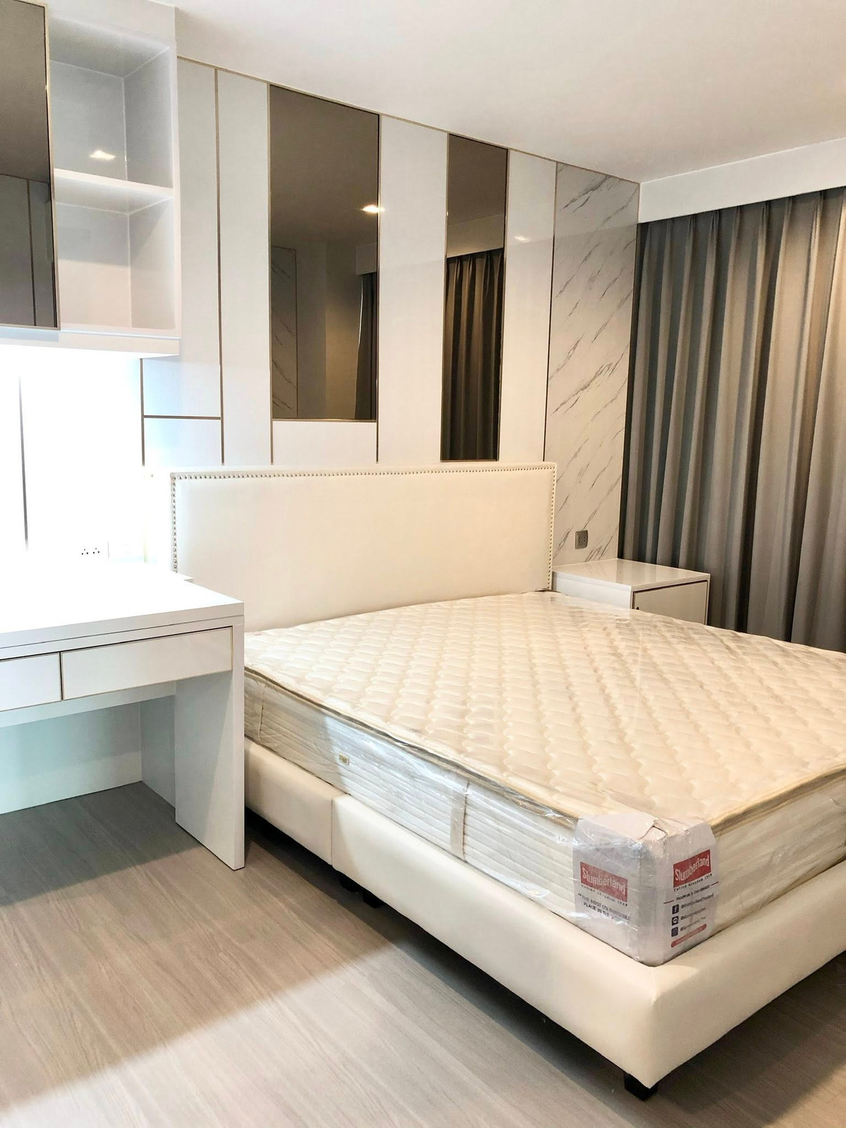 For RentCondoLadprao, Central Ladprao : RC022126 Condo 2 bed for rent at Life Ladprao next to BTS Ha Yaek Lat Phrao.