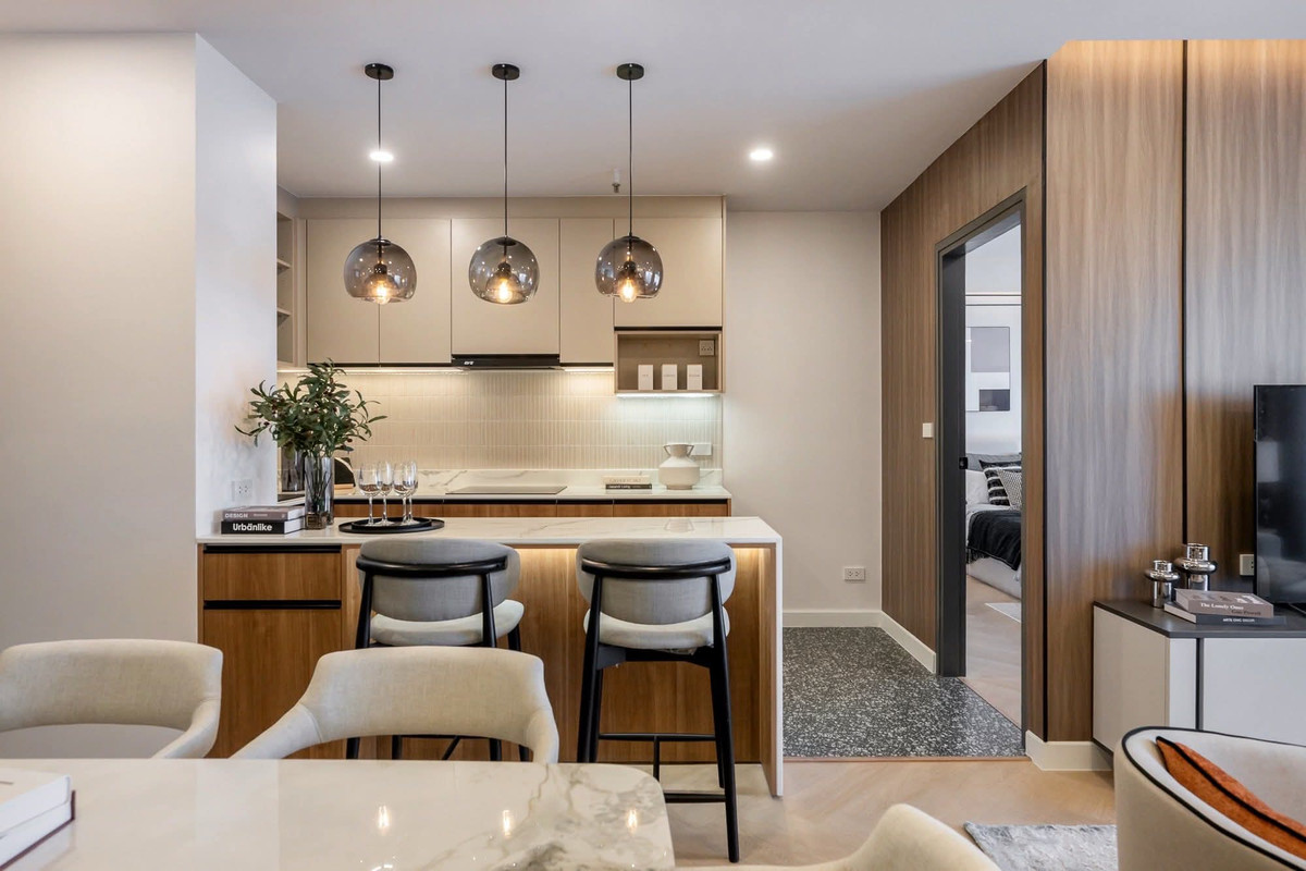 For SaleCondoRama3 (Riverside),Satupadit : The Executive Regent / 2 bedrooms, large size, renovated room, Rama 3 area / 2 bedrooms, 90 sq m. Call 0937890899