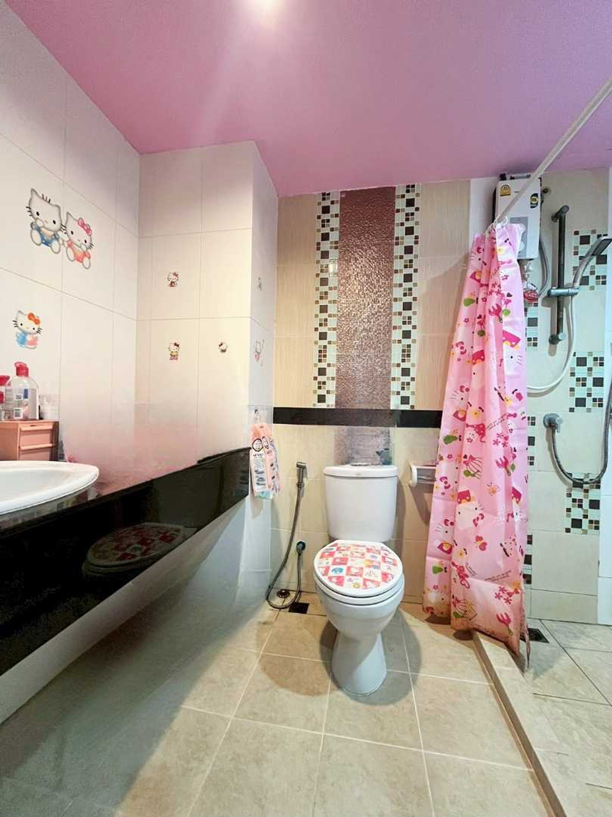 คอนโดโชคชัย4 ลาดพร้าว71 : ขาย Lucas Garden Family House คอนโดมิเนียม ขนาดห้อง 56.28 ตร.ม. ซอยนาคนิวาส 7 แขวงลาดพร้าว เขตลาดพร้าว กรุงเทพมหานคร  ราคา 2,990,000 บาท