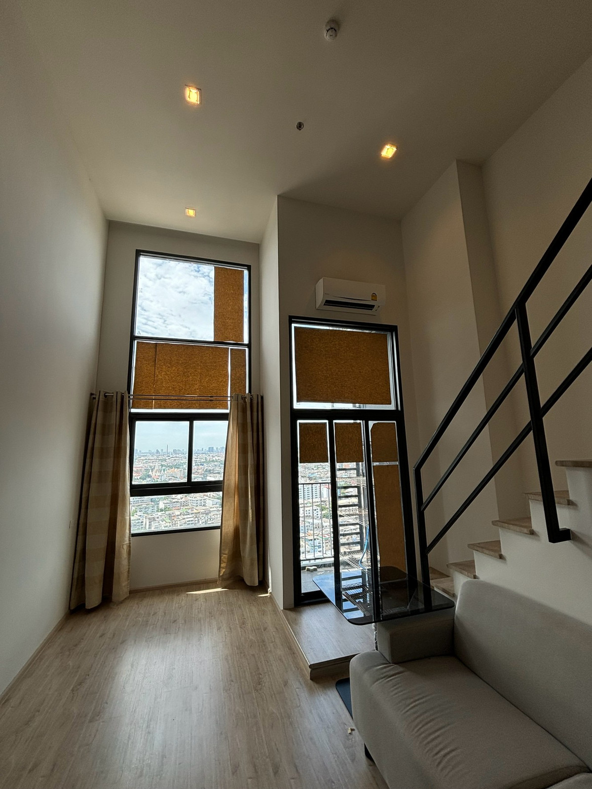 For SaleCondoWongwianyai, Charoennakor : 🏠✨ Ideo Sathorn – Wongwian Yai | 1-Bedroom Condo for Sale (HBH-ST-151)