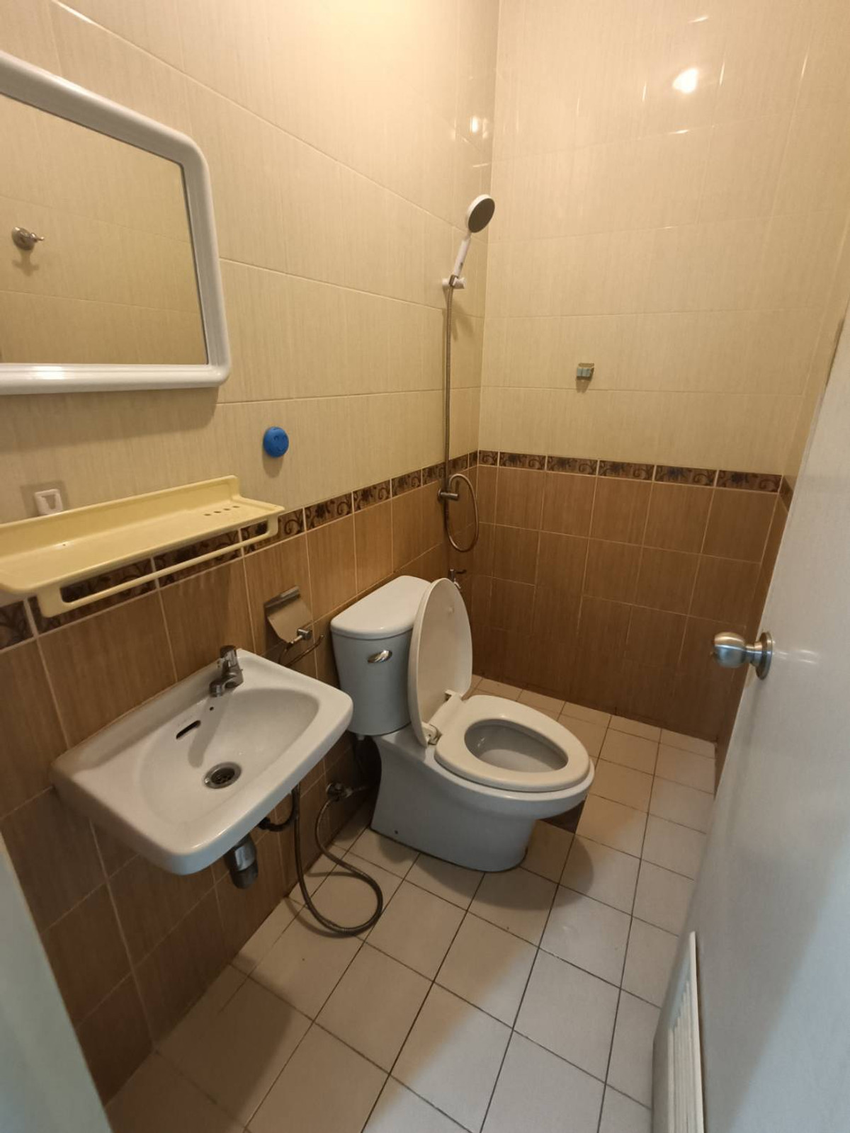 For RentTownhomeLadprao101, Happy Land, The Mall Bang Kapi : Beautiful 2-story house for rent, Sena Villa 84 Village, Happyland