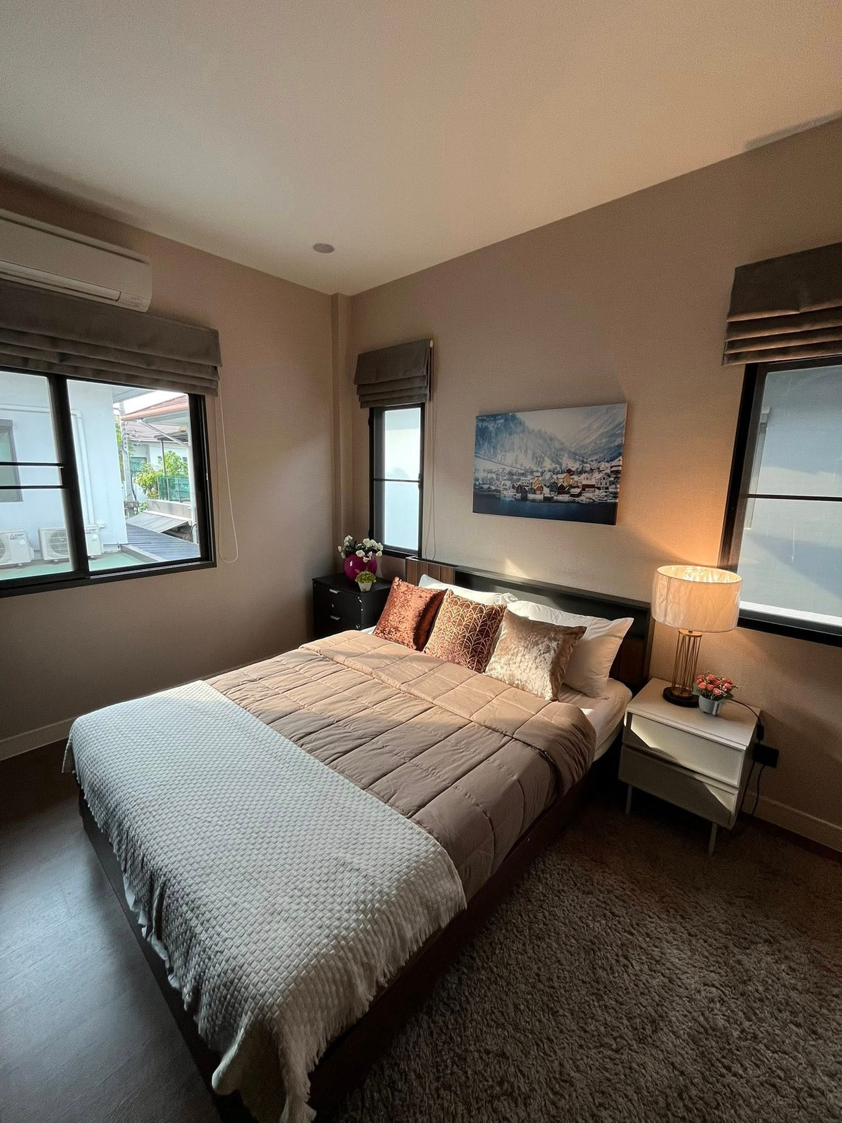 For RentHousePattanakan, Srinakarin : For rent Setthasiri Krungthep Kreetha