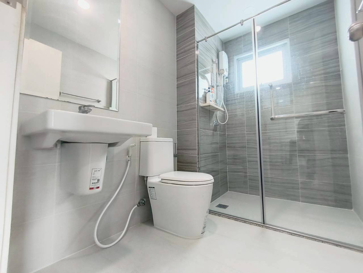 For RentCondoSamut Prakan,Samrong : PFD-07982 For rent Supalai Veranda Sukhumvit 117 near BTS Pu Chao, 2 bedrooms, 65 sq m., 28th floor.