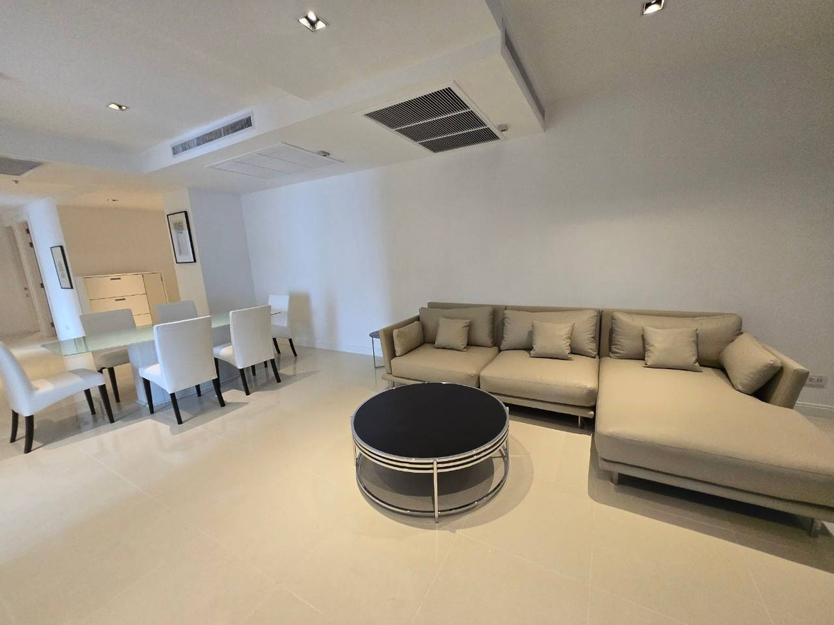 ให้เช่าคอนโดวิทยุ ชิดลม หลังสวน : ห้องชุด สุดหรู ถ.วิทยุ - เพลินจิต Athenee Residence (3BR & 4Bath) 8th Fl. 125,000 B/Month ตกแต่งพร้อมอยู่ ---- ติดต่อ Top 084-8751655