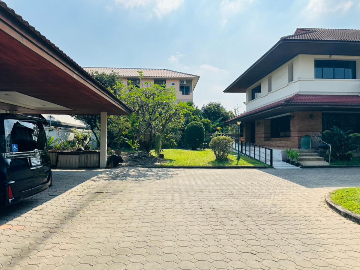 ขายบ้านพัฒนาการ ศรีนครินทร์ : 🔥ขายด่วน+🔥บ้านเดี่ยวหรู ทำเลศักยภาพ ซอยกรุงเทพกรีฑา 8 เฟอร์นิเจอร์ครบ พร้อมเข้าอยู่