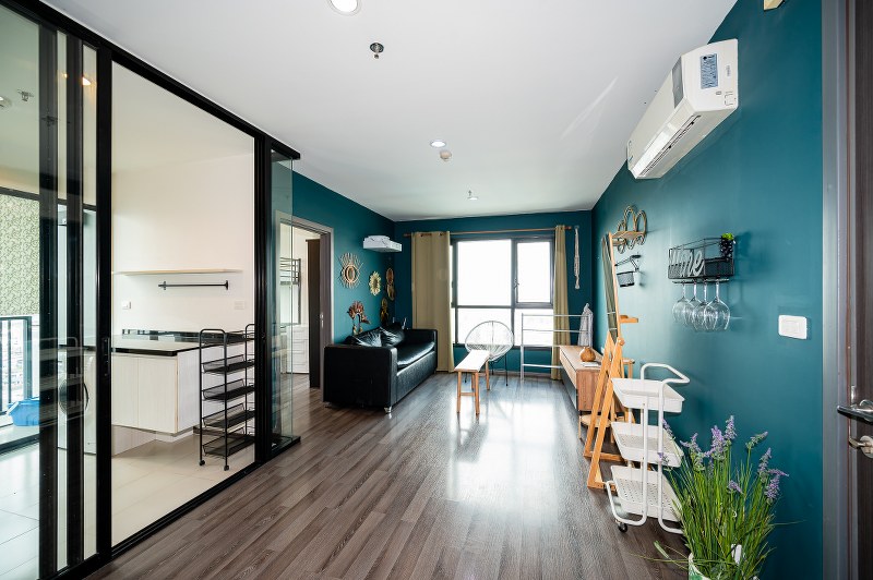 ขายคอนโดอ่อนนุช อุดมสุข : 🔥ขายด่วน+🔥เดอะ เบส พาร์คอีส ใกล้สถานีรถไฟฟ้า BTS อ่อนนุช เฟอร์นิเจอร์ครบ พร้อมเข้าอยู่