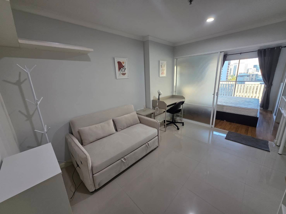 ให้เช่าคอนโดพระราม 9 เพชรบุรีตัดใหม่ RCA : 🔴15,000฿🔴𝐋𝐮𝐦𝐩𝐢𝐧𝐢 𝐏𝐥𝐚𝐜𝐞 𝐑𝐚𝐦𝐚 𝟗 - 𝐑𝐚𝐭𝐜𝐡𝐚𝐝𝐚 ┃ลุมพินี เพลส พระราม 9 - รัชดา ✅ ใกล้ MRT พระราม 9 ยินดีบริการ🙏สนใจทัก 𝙇𝙄𝙉𝙀 มานะคะ (ตอบไวมาก):​📱 รหัสทรัพย์​ 6902-1301📱: ไอดีไลน์:@bbcondo88