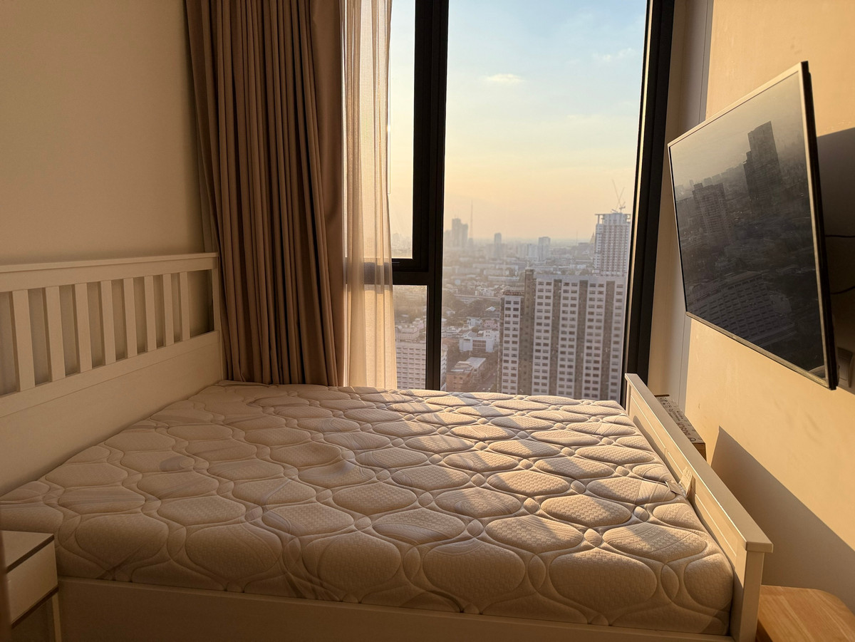 For SaleCondoSapankwai,Jatujak : Urgent sale by owner, 35th floor, magnificent view, The LINE Phahon-Pradipat.