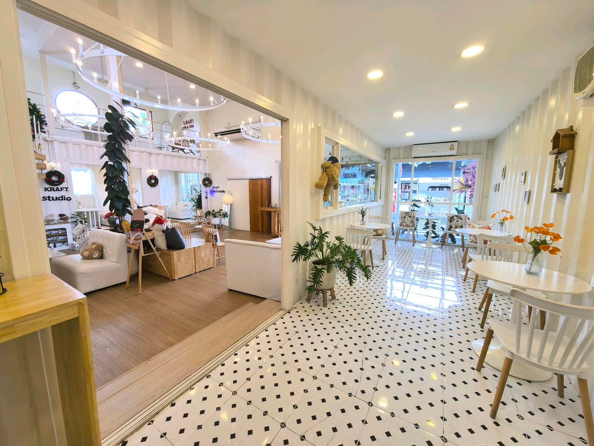 For RentRetail SpacePinklao, Charansanitwong : ✨ Shop space / cafe / restaurant / studio for rent 📐 230 sq m. | 2 floors, near Thonburi Fresh Market.