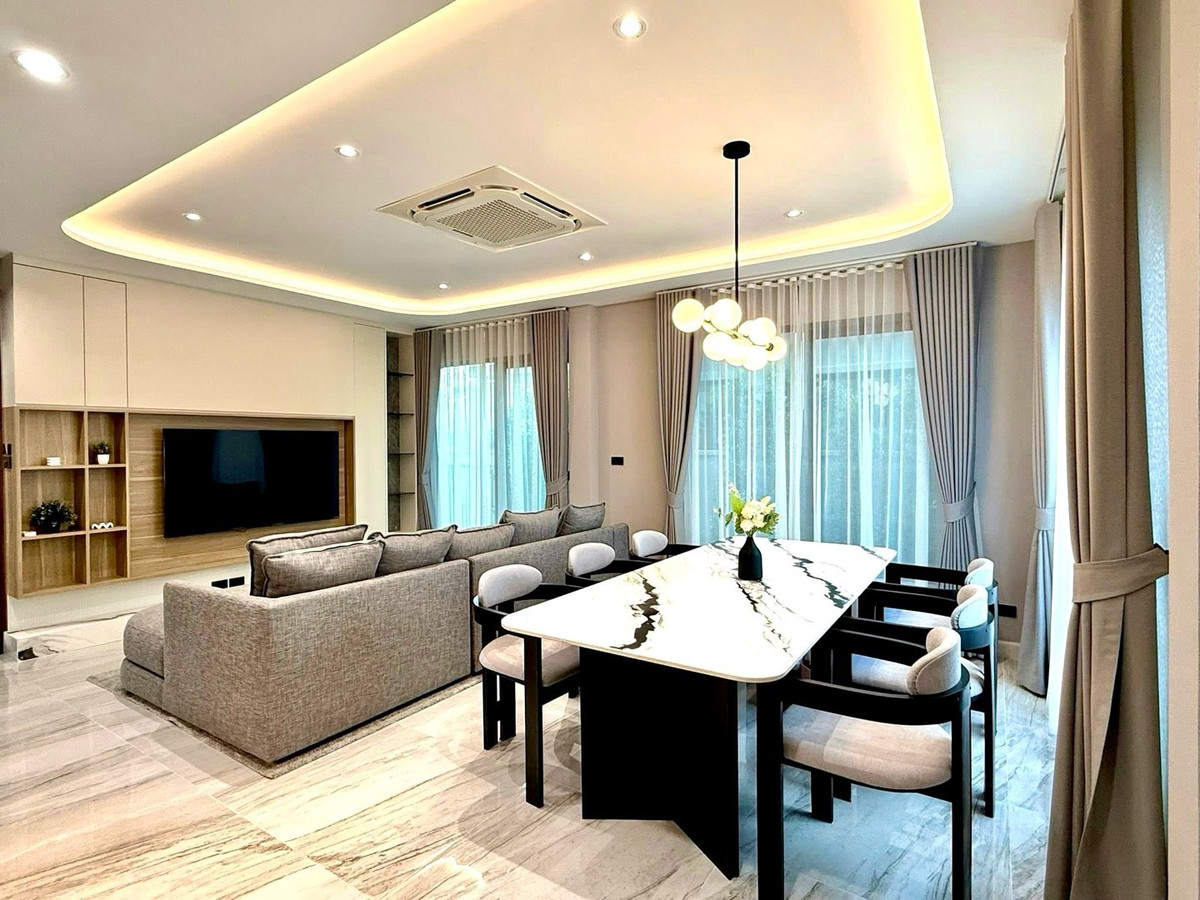 For RentHouseBangna, Bearing, Lasalle : 🌟For Rent: Baan Klang Muang The Edition Bangna Phase 2. Three-Storey House with 4 bedrooms|4 bathrooms. Beautifully decorated, nearby garden.💥Rental Fee: 135,000 THB/month. 