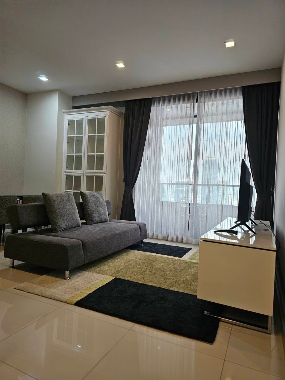 คอนโดสีลม ศาลาแดง บางรัก : 🏠✨ เอ็ม สีลม | ขาย / ให้เช่าคอนโด 2 ห้องนอน (HBH-ST-160)