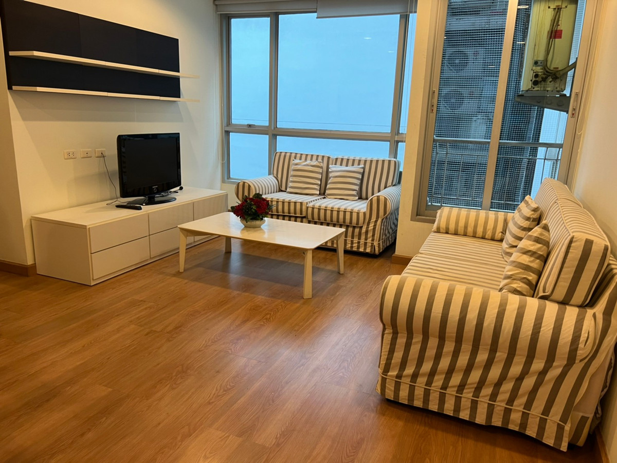 For RentCondoSukhumvit, Asoke, Thonglor : 28/01/2026, For sale/rent The Address Sukhumvit 42: 2 bedrooms near Ekkamai BTSReady to move in, price 8.5 million or rent for 40,000 baht per month. Comes with complete amenities!